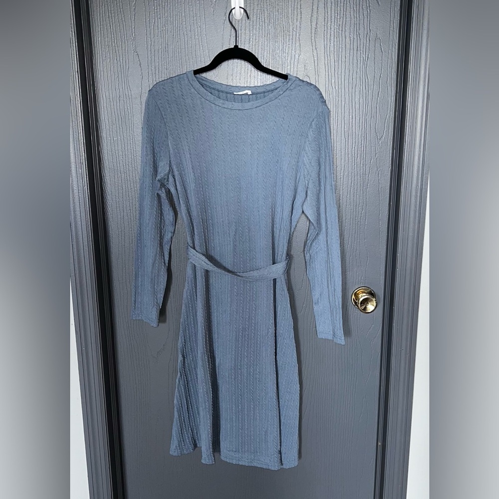 Cable knit long sleeve dress